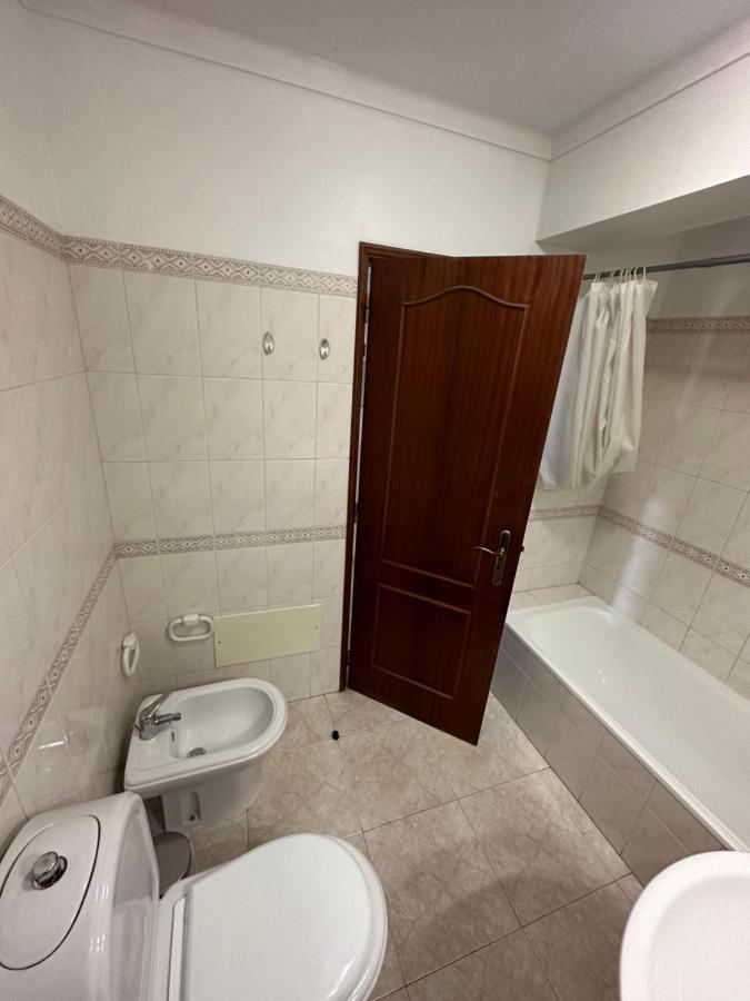 Alojamento Ramos Quarteira Luaran gambar